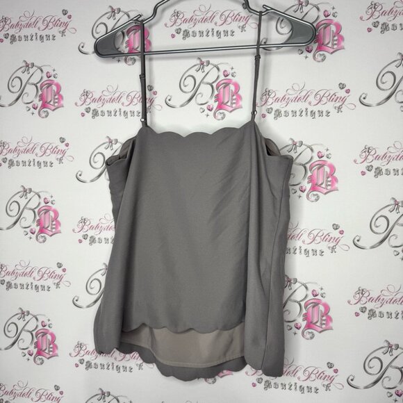 Banana republic tank top camisole cami bubble trim grey flowy versatile timeless - Picture 2 of 8